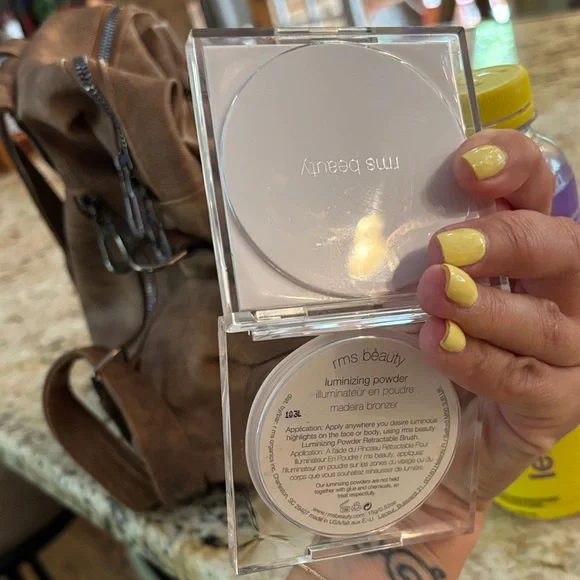 RMS Beauty bronzer - Picture 4 of 5